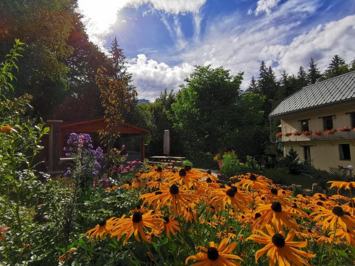 Le Moulin Des Olirics Sallanches Exterior foto